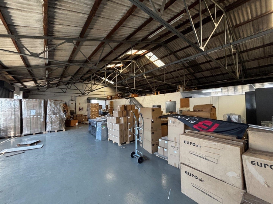 To Let commercial Property for Rent in Paarden Eiland Western Cape